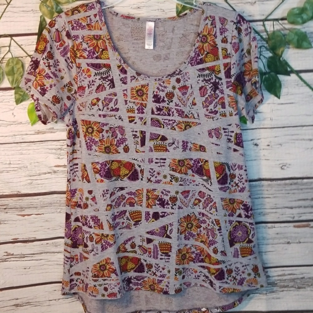LulaRoe Irma short sleeve scoop neck tee floral XS